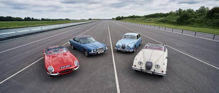 Jaguar_E-Type_Mk2_150_Coupe_awqpau